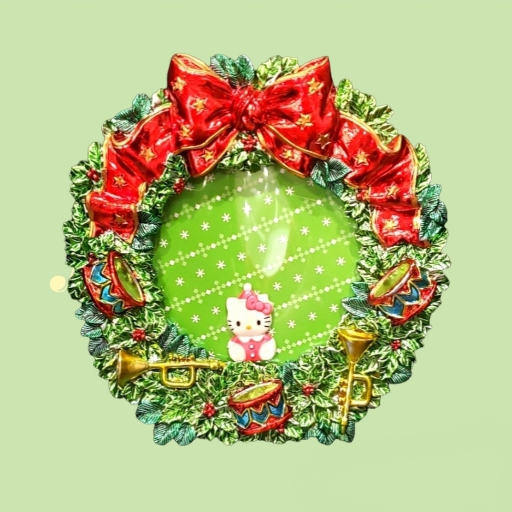 Hello Kitty Christmas Wreath Photo Frame